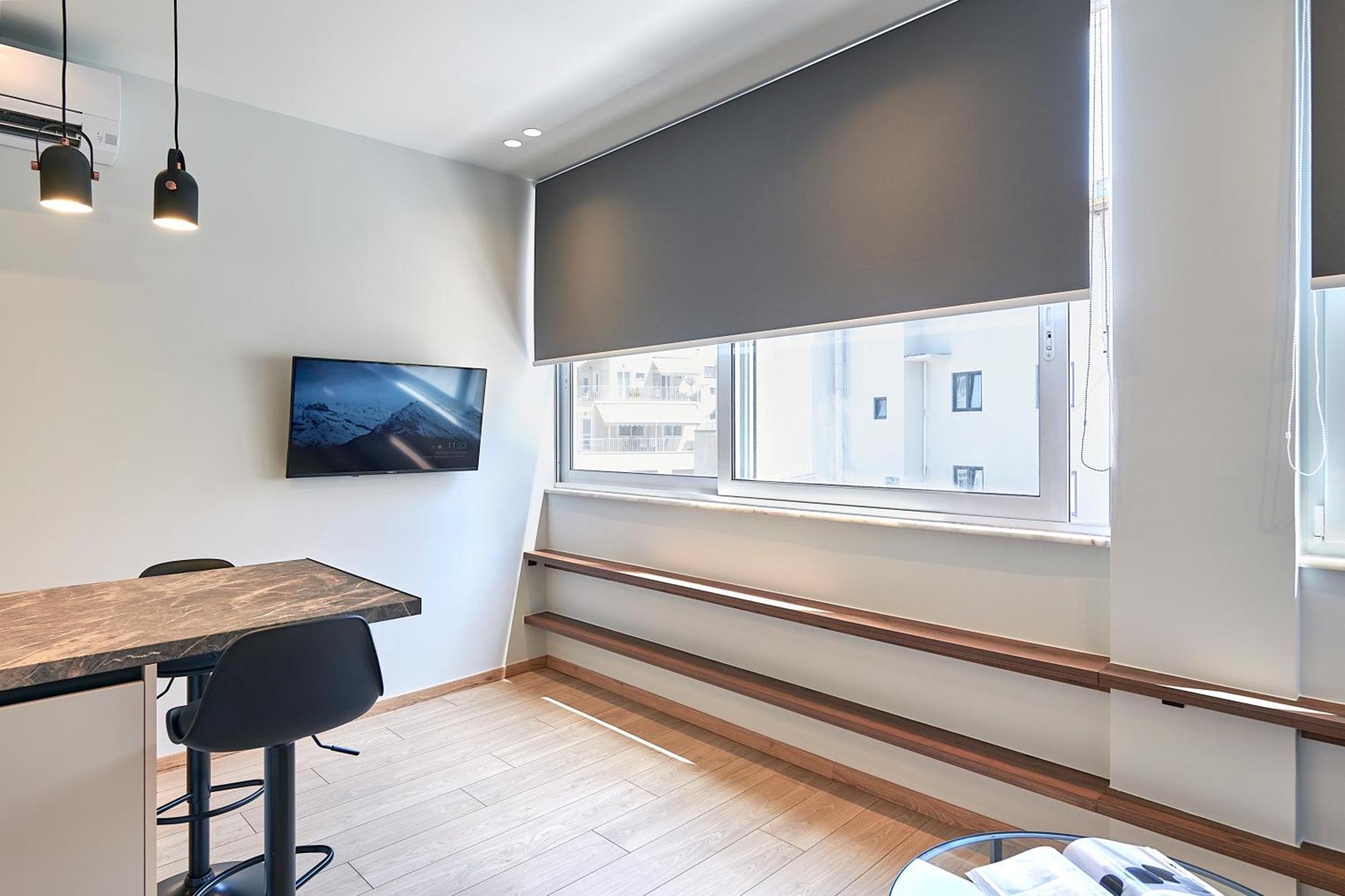 City-Center Apartment In Vibrant Monastiraki, 아테네 외부 사진